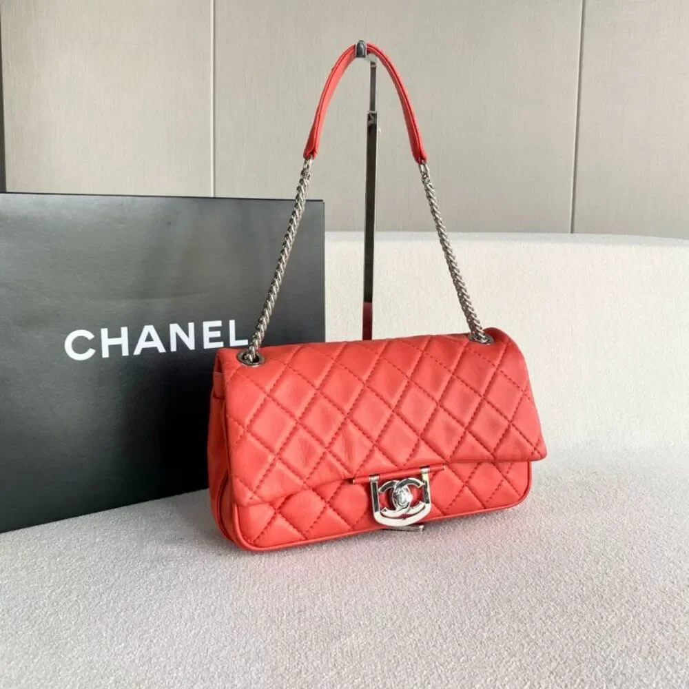 Chanel Women Pre-Loved Bag Very Good Condition
